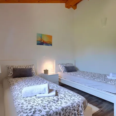 Casa Carizia - Groznjan, Istria Villa Makovci
