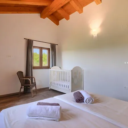 Casa Carizia - Groznjan, Istria